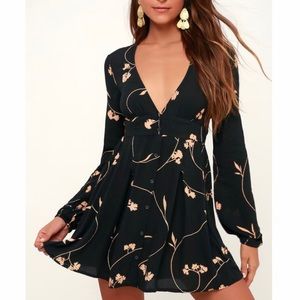 Long sleeve black floral Billabong dress